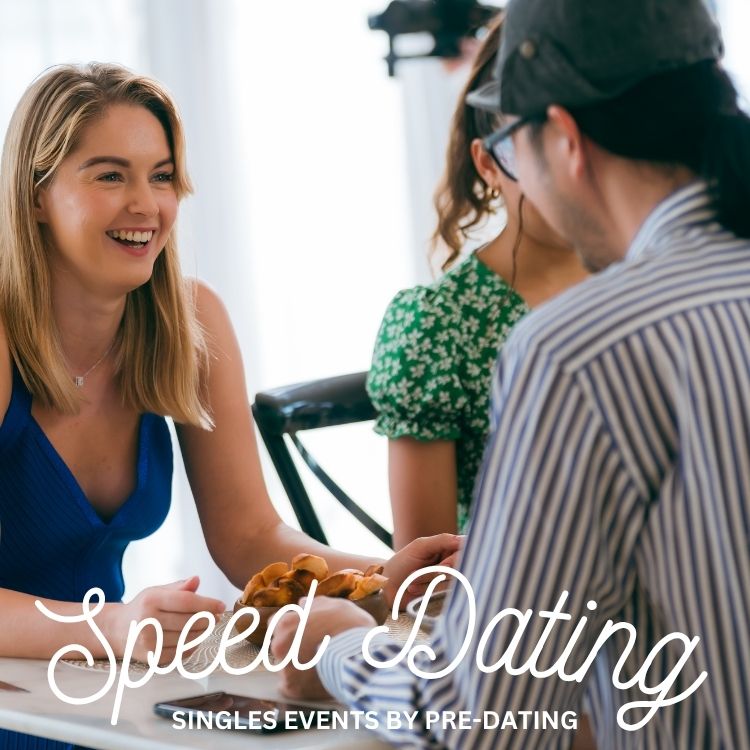 Indianapolis attendees of Speed Dating in Indiana enjoying the event!
